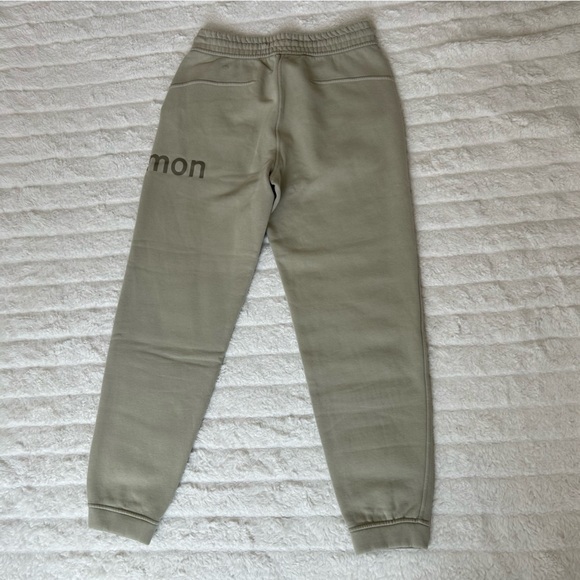 Loungeful High Rise Jogger Graphic *Full Length Size 6 in Raw Linen Stretch Cozy - Picture 5 of 14